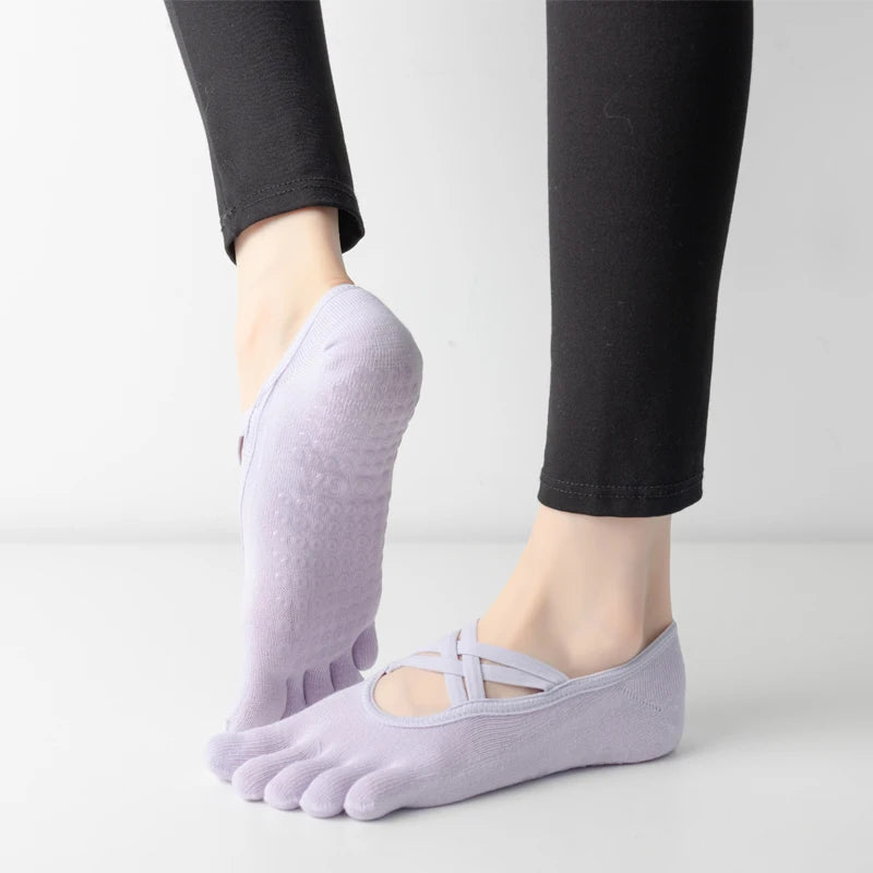 Nuovi calzini antiscivolo da donna per pilates, cinque dita in silicone antiscivolo, calzini da yoga, bendaggio, danza classica, fitness, sport, calzini in cotone da donna